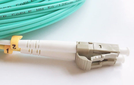 FTTH 2mm het Duplexkoord van het de Vezel Optische Flard van LC UPC de HEREN OM3 50/125