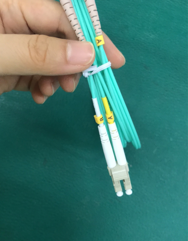 Van het de Vezel het Optische Flard van Sc LC Koord OM3 300 Duplexlszh-Jasje Aqua Color